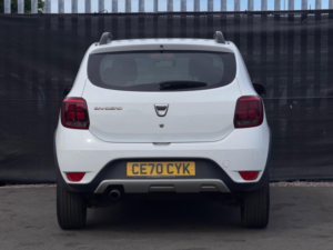 2020 Dacia Sandero Stepway 0.9 Tce Essential Euro 6 (s/s) 5dr in White — image 5