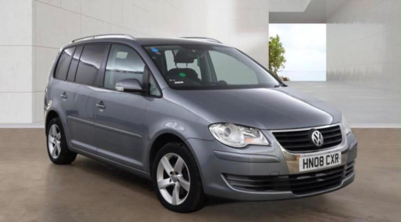 2008 Volkswagen Touran 2.0 Tdi Se DSG 5dr (5 Seats) in Grey — image 1
