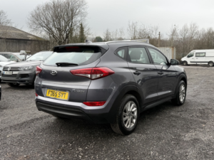 2015 Hyundai Tucson 1.7 Crdi Blue Drive Se in Grey — image 6