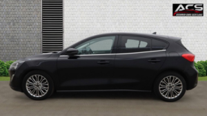 2020 Ford Focus 1.0t Ecoboost Titanium X Hatchback 5dr Petrol Auto Euro 6 (s/s) (125 Ps) in Black — image 3