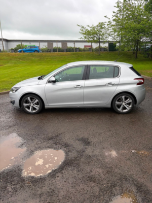2014 Peugeot 308 1.6 E-Hdi Allure Hatchback 5dr Diesel Manual Euro 5 (s/s) (115 Ps) in Silver — image 2