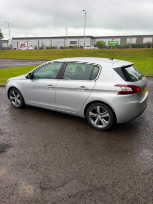 2014 Peugeot 308 1.6 E-Hdi Allure Hatchback 5dr Diesel Manual Euro 5 (s/s) (115 Ps) in Silver — image 3