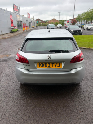 2014 Peugeot 308 1.6 E-Hdi Allure Hatchback 5dr Diesel Manual Euro 5 (s/s) (115 Ps) in Silver — image 4