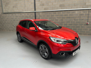 2018 Renault Kadjar 1.2 Tce Dynamique S Nav Euro 6 (s/s) 5dr in Red — image 5