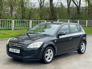 2009 Kia Ceed 1.6 Crdi Gs 5dr in Black — image 3