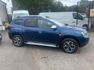 2019 Dacia Duster 1.3 Tce Prestige SUV 5dr Petrol Manual Euro 6 (s/s) (130 Ps) in Blue — image 3