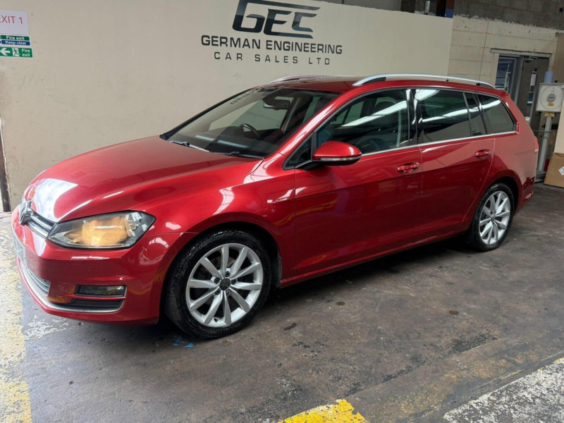 2016 Volkswagen Golf 2.0 Tdi Bluemotion Tech Gt Euro 6 (s/s) 5dr in Red — image 1