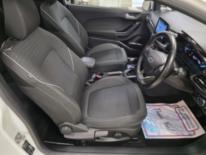 2017 Ford Fiesta 1.0t Ecoboost Titanium Hatchback 3dr Petrol Manual Euro 6 (s/s) (100 Ps) in Multicolour — image 3