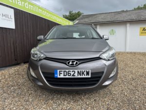2012 Hyundai I20 1.2 Active in Grey — image 2