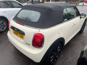 2018 MINI Convertible 1.5l Cooper Convertible 2dr Petrol Manual Euro 6 (134 Bhp) in White — image 5