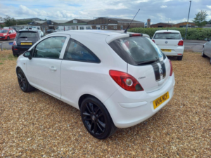 2014 Vauxhall Corsa 1.2 16v Sting Euro 5 3dr in White — image 5
