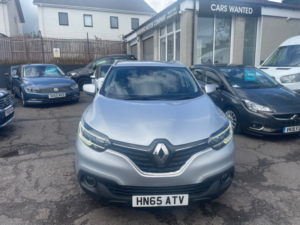2015 Renault Kadjar 1.5 Dci Dynamique S Nav SUV 5dr Diesel Manual Euro 6 (s/s) (110 Ps) in Silver — image 2