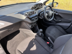 2016 Peugeot 208 1.0 Puretech Access in Silver — image 2