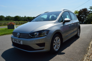 2016 Volkswagen Golf Sv 1.4 Tsi Bluemotion Tech Se in Silver — image 2