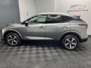 2024 Nissan Qashqai 1.3 Dig-T Mhev N-Connecta Euro 6 (s/s) 5dr in Grey — image 4