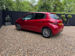 2019 Peugeot 208 1.2 Puretech Signature Euro 6 (s/s) 5dr in Red — image 3