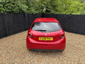 2019 Peugeot 208 1.2 Puretech Signature Euro 6 (s/s) 5dr in Red — image 5