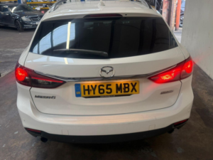 2015 Mazda Mazda6 2.2 Skyactiv-D Se-L Nav Tourer Euro 6 (s/s) 5dr in White — image 4