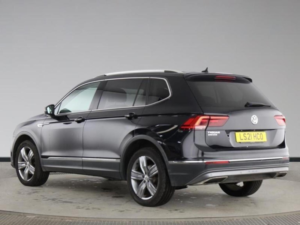 2021 Volkswagen Tiguan Allspace 1.5 Tsi Evo Sel DSG Euro 6 (s/s) 5dr in Black — image 5