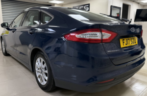 2017 Ford Mondeo 1.5 Tdci Econetic Zetec Hatchback 5dr Diesel Manual Euro 6 (s/s) (120 Ps) in Blue — image 3