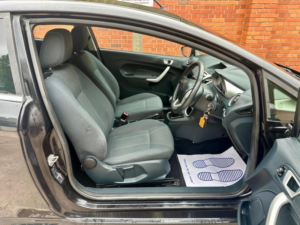 2011 Ford Fiesta 1.25 Centura 3dr in Black — image 3