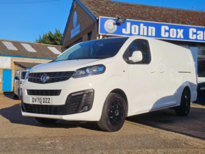 2020 Vauxhall Vivaro 1.5 Turbo D 2900 Sportive L2 H1 Euro 6 (s/s) 5dr in White — image 3