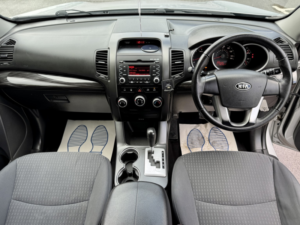 2010 Kia Sorento 2.2 Crdi Kx-1 in Silver — image 5