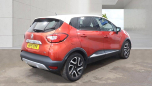 2015 Renault Captur 1.2 Tce Signature Edc Euro 5 5dr in Red — image 4