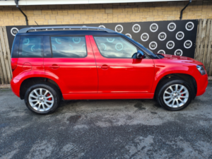 2016 Skoda Yeti 1.2 Tsi Se Automatic in Red — image 4