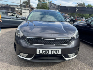 2018 Kia Niro 1.6h Gdi 2 Dct Euro 6 (s/s) 5dr in Grey — image 4