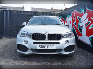 2016 BMW X5 Xdrive30d M Sport in Silver — image 4
