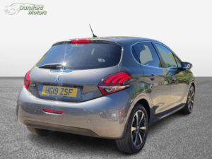 2019 Peugeot 208 1.2 Puretech Tech Edition in Grey — image 4