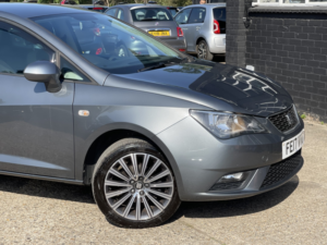 2017 SEAT Ibiza 1.2 Tsi Se in Grey — image 5
