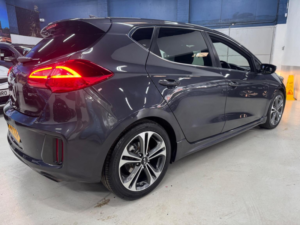 2017 Kia Ceed 1.0 T-Gdi Gt-Line Euro 6 (s/s) 5dr in Grey — image 4