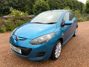 2012 Mazda Mazda2 1.3 Tamura Euro 5 5dr in Blue — image 4