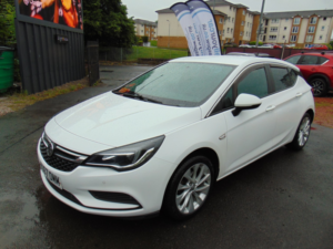 2017 Vauxhall Astra 1.0 I Turbo Ecotec Design * Low Mileage * Mot March 2027 * Timing Chain Has Been Replaced * Finance in White — image 6