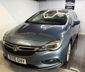 2016 Vauxhall Astra 1.4 I Turbo Elite Nav in Blue — image 3