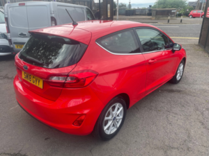 2018 Ford Fiesta 1.1 Ti-Vct Zetec Hatchback 3dr Petrol Manual Euro 6 (s/s) (85 Ps) in Red — image 4