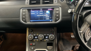 2018 Land Rover Range Rover Evoque Td4 Landmark in Blue — image 3
