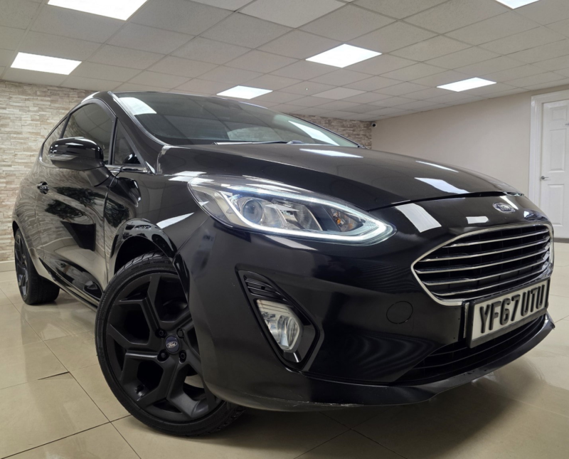 2017 Ford Fiesta 1.1 Ti-Vct Zetec Hatchback 3dr Petrol Manual Euro 6 (s/s) (85 Ps) in Multicolour — image 1