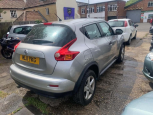 2011 Nissan Juke 1.6 Visia Euro 5 5dr in Silver — image 4