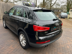 2014 Audi Q3 2.0 Tdi Se in Black — image 5