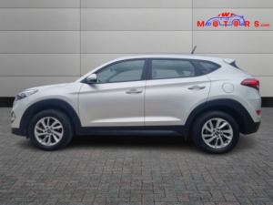2017 Hyundai Tucson 1.6 Tucson Se Nav 1.6 Gdi 132ps Bd No Aa in Silver — image 4