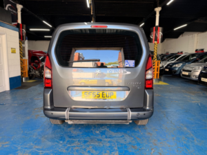 2015 Peugeot Partner Tepee 1.6 Hdi Tepee S in Grey — image 6