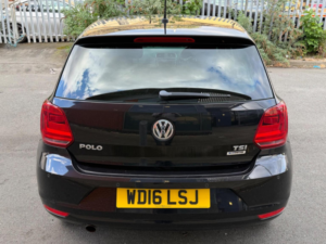 2016 Volkswagen Polo 1.2 Tsi Bluemotion Tech Match Euro 6 (s/s) 5dr in Black — image 6