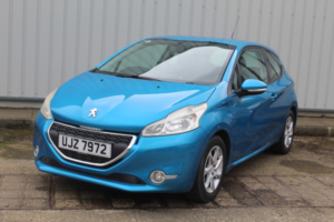 2013 Peugeot 208 1.4 Vti Active in Blue — image 3
