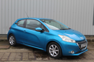 2013 Peugeot 208 1.4 Vti Active in Blue — image 6