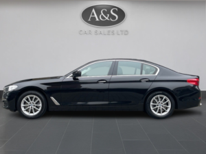 2017 BMW 5 Series 2.0 520d Se Saloon in Black — image 6