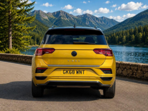 2018 Volkswagen T-Roc 1.5 Tsi Evo R-Line DSG Euro 6 (s/s) 5dr in Yellow — image 4