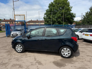 2015 Vauxhall Meriva 1.4i Turbo Exclusiv Auto Euro 6 5dr in Green — image 4